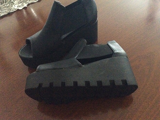 37 Beden Marjin Platform / Dolgu topuk siyah Sandalet