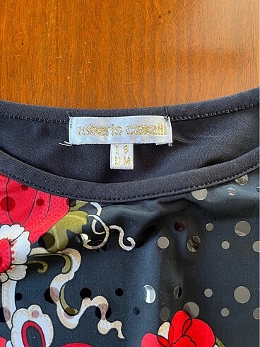 m Beden Roberto Cavalli Desenli Siyah Üst