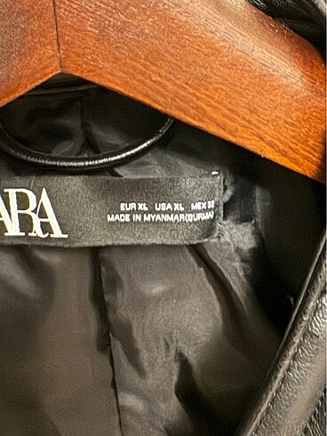 xl Beden Zara deri mont