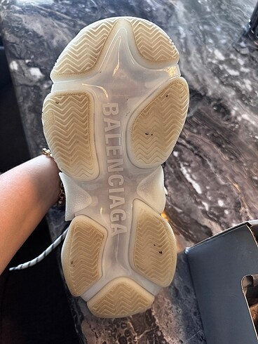 35 Beden beyaz Renk Balenciaga triple s sneaker