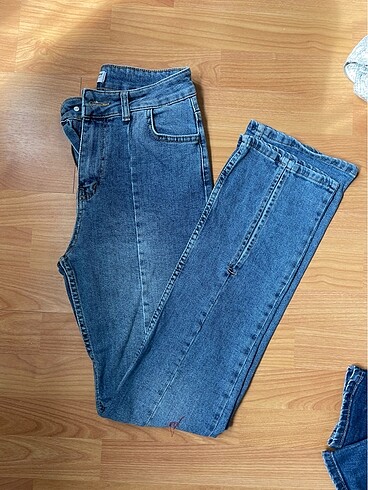 yırtmaçlı jean