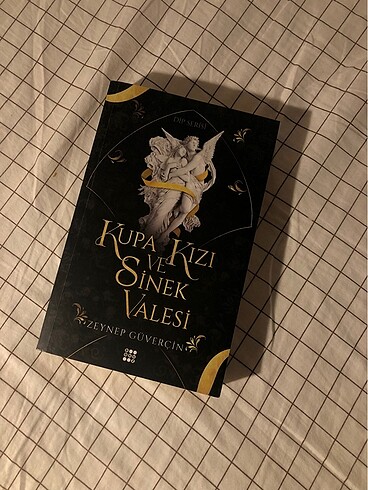 Kupa Kızı ve Sinek Valesi