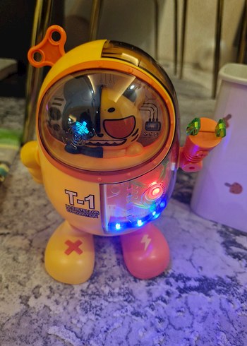 Sarı Renkli Işıklı müzikli robot - Görsel 3