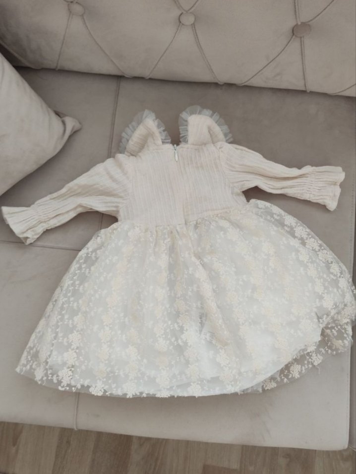 Bej Dantel Nakışlı Klasik Kız Elbisesi - Görsel 3