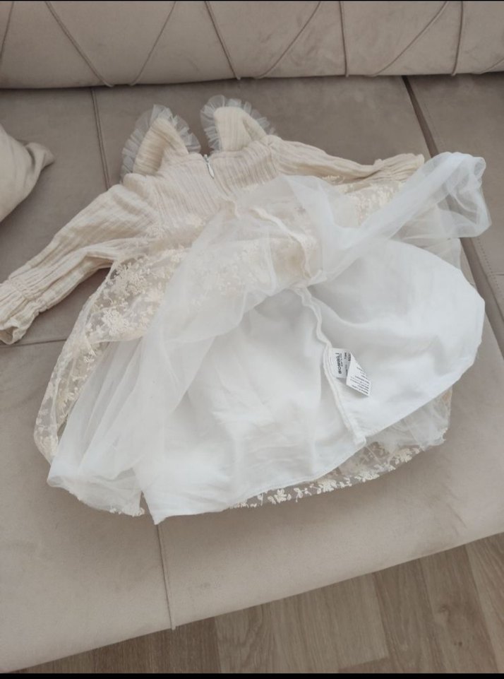 Bej Dantel Nakışlı Klasik Kız Elbisesi - Görsel 4