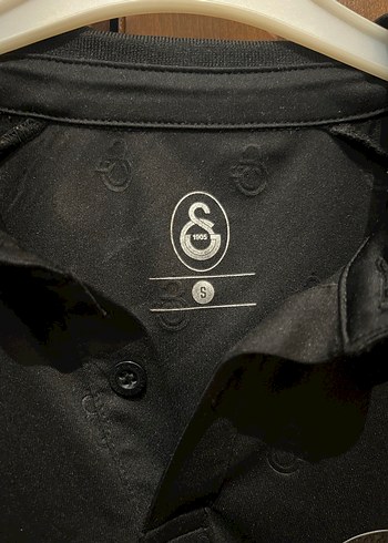 Siyah Galatasaray Baskılı Polo Tişört Orjinal Gs store - Görsel 2