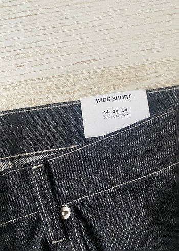 Siyah Loose Fit Denim Şort - Görsel 4