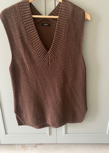 Kahverengi V Yakalı Örgü Kadın Süveter - Görsel 3