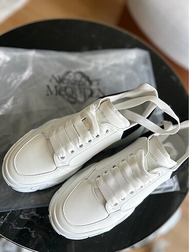Alexander McQueen Court Sneaker
