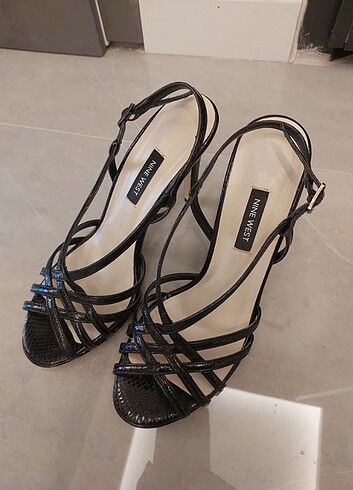 Nine west 39 numara 9c topuklu bantlı ayakkabı