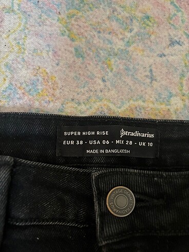 Stradivarius Stradivarius yüksek bel şort