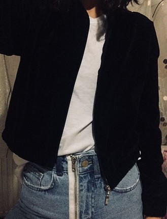 siyah crop kadife hırka