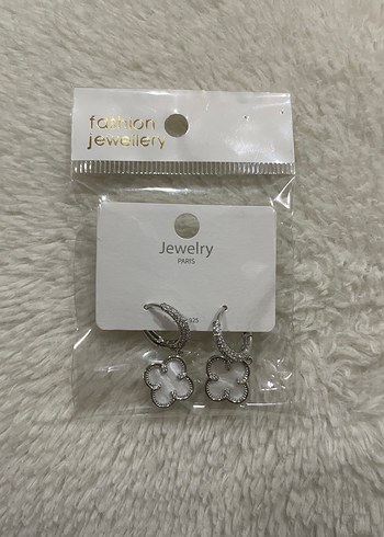 Van Cleef model zirkon taşlı küpe seti - Görsel 3