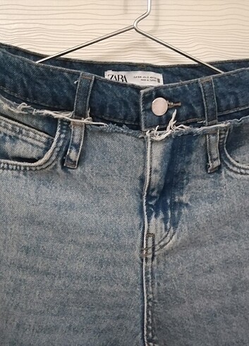 s Beden mavi Renk ZARA ORJ. KEMER DETAYLI JEAN