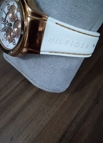  Beden TOMMY HILFIGER Kadın Saat 