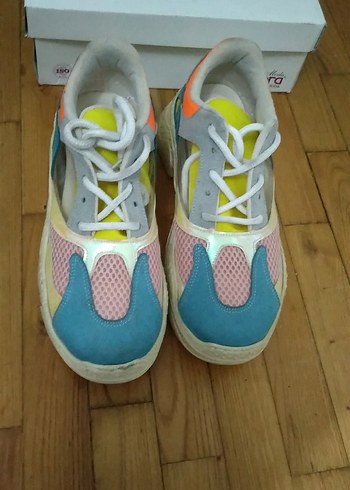 Bağcıklı Renkli Kadın Spor Ayakkabı. No: 40 - Görsel 3