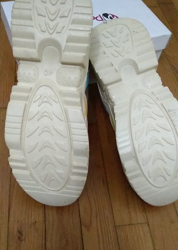 Bağcıklı Renkli Kadın Spor Ayakkabı. No: 40 - Görsel 5