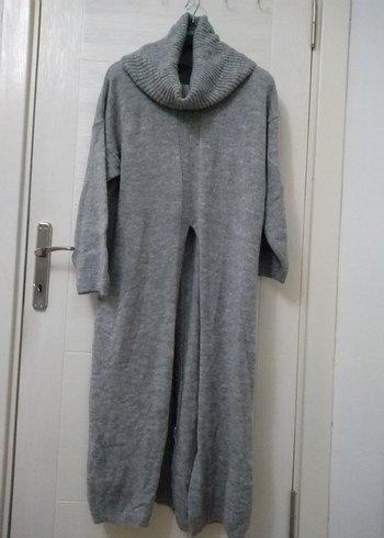 Gri Uzun Triko Elbise. Önden yırtmaçlı - Görsel 2