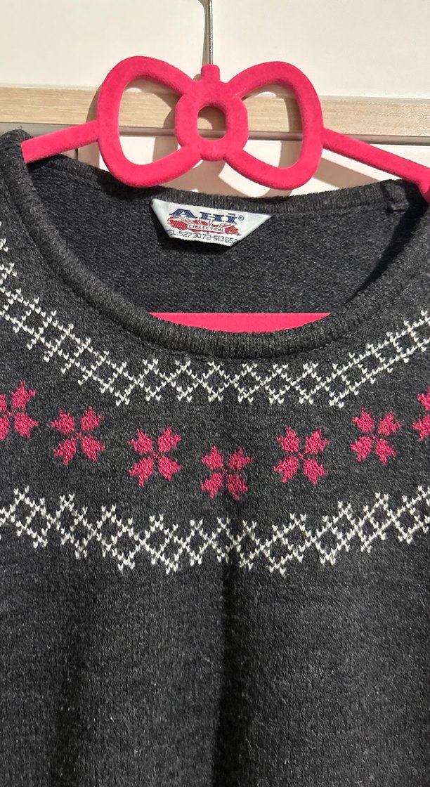 Gri Nakışlı Örgü Kadın Kazak - Görsel 3