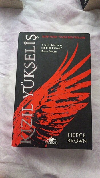 Kızıl Yükseliş - Pierce Brown