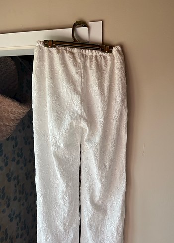 s Beden beyaz Renk Dantel Detaylı Beyaz Bol Kesim Keten Pantolon