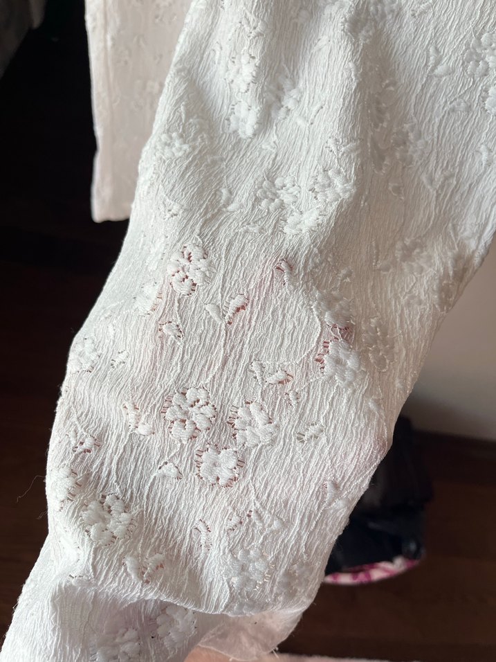 Dantel Detaylı Beyaz Bol Kesim Keten Pantolon - Görsel 2