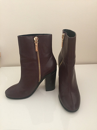Bershka 37 Bot 