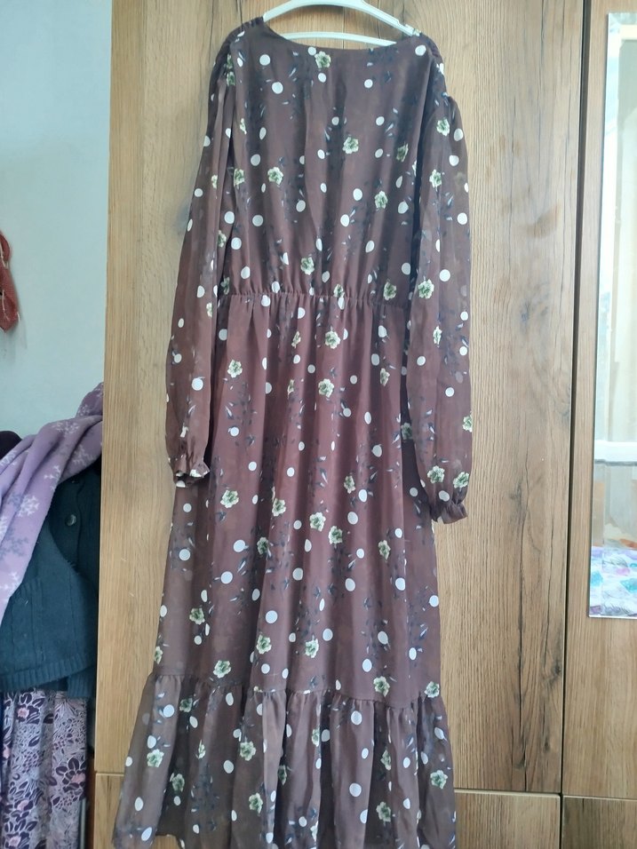 Düğmeli Uzun Kahverengi Puantiyeli Bohem Elbise - Görsel 2