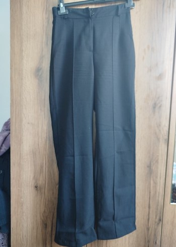 Kadın  SiyahPilili Kumaş Pantolon - Görsel 2