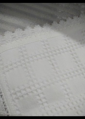 Nakışlı Beyaz Çocuk Battaniyesi - Görsel 2