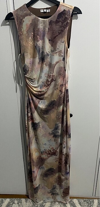 Stradivarius elbise