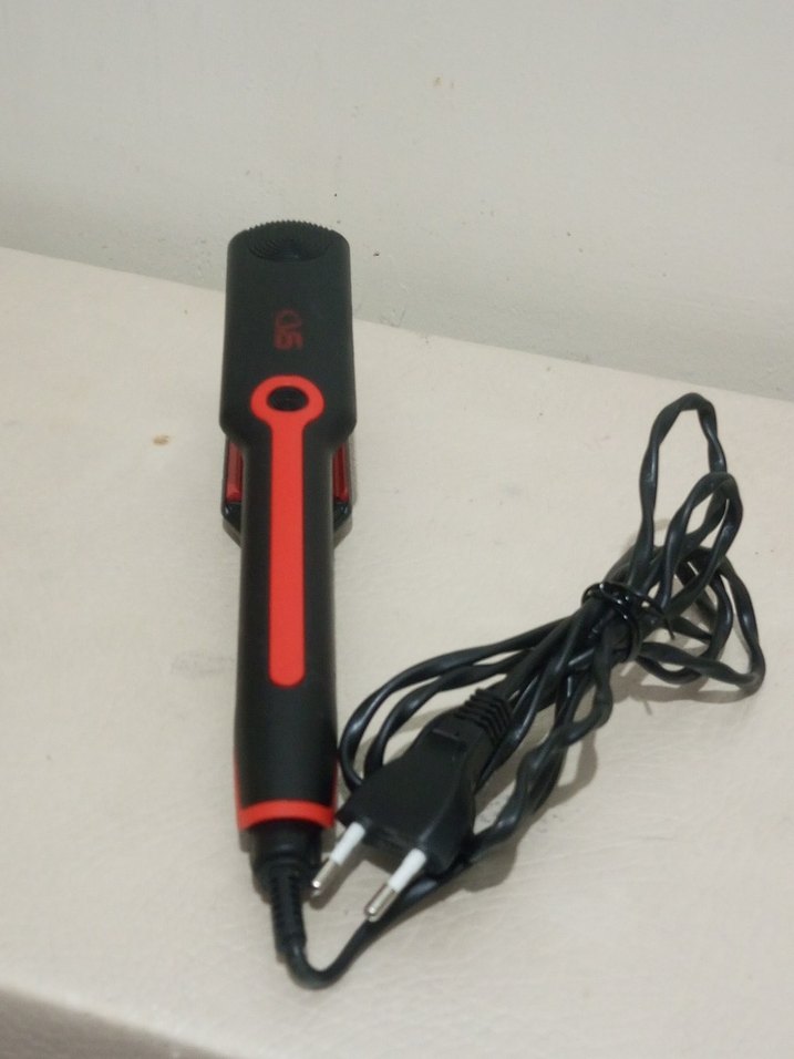 CVS Kırmızı Siyah Saç Tost Makinesi - Görsel 4