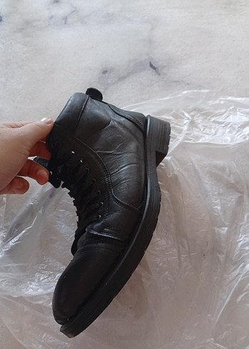 Siyah Deri Goth Tarzı Bot - Görsel 2