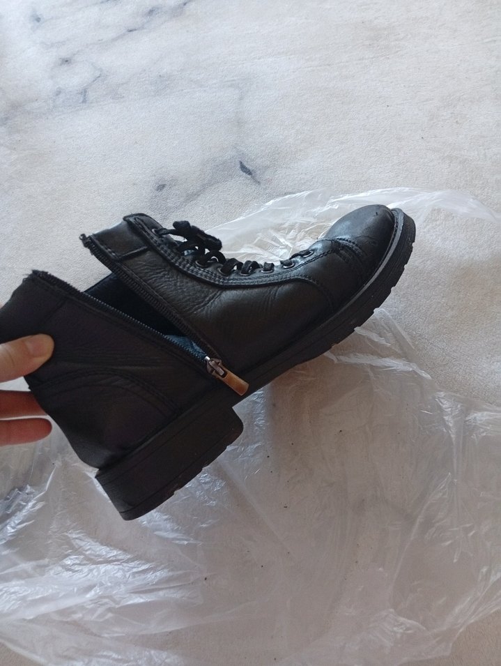 Siyah Deri Goth Tarzı Bot - Görsel 3