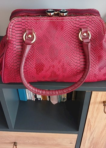 Bordo Yılan Desenli Deri Kadın Çanta - Görsel 6