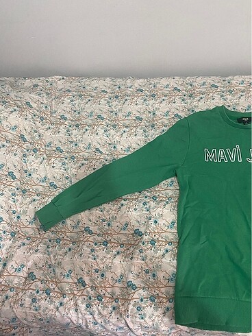 l Beden mavi sweatshirt
