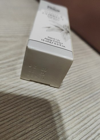 Dr.C.Tuna White Correct Aydınlatıcı Göz Balmı - Görsel 2