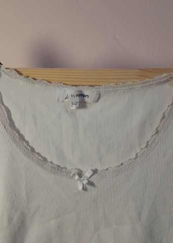 Beyaz Dantel Detaylı crop - Görsel 3