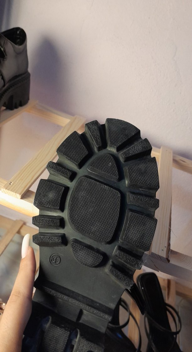 Siyah Rugan Gotik Platform Topuklu Kadın Ayakkabı - Görsel 2