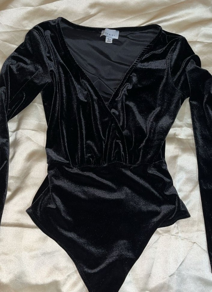 Siyah V Yaka Drapeli Uzun Kollu body - Görsel 2