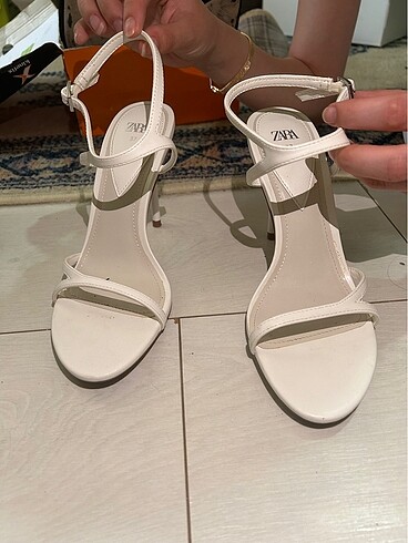 Zara topuklu ayakkabı