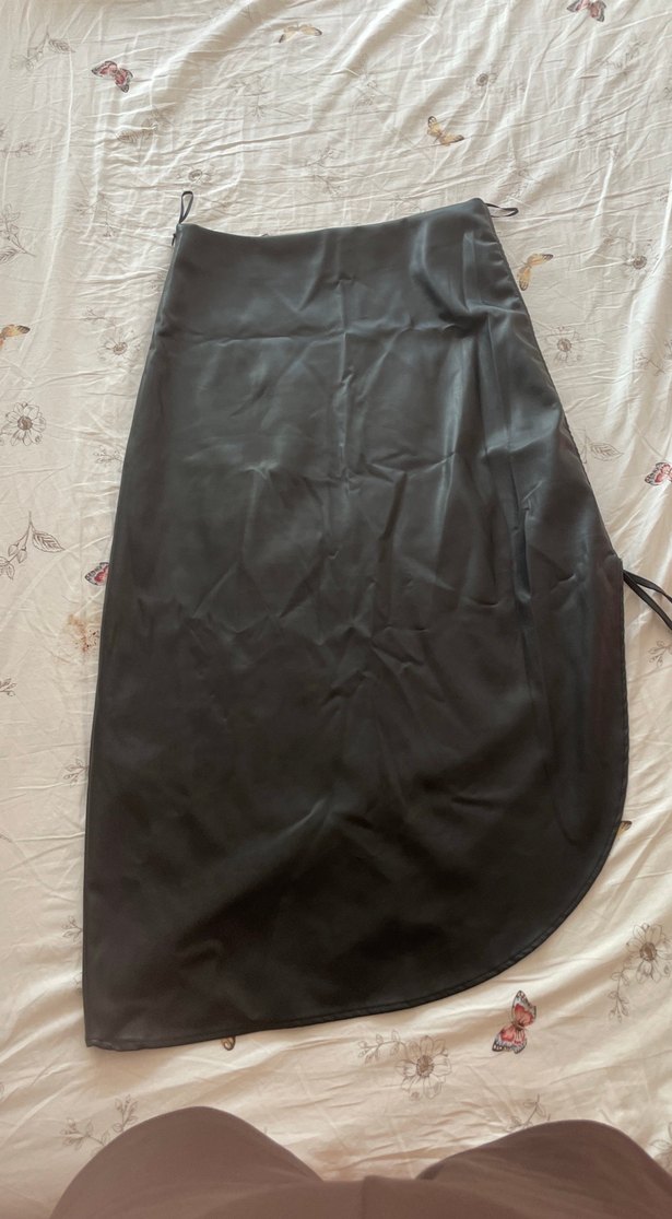 Drapeli Siyah Uzun Kadın Etek - Görsel 3