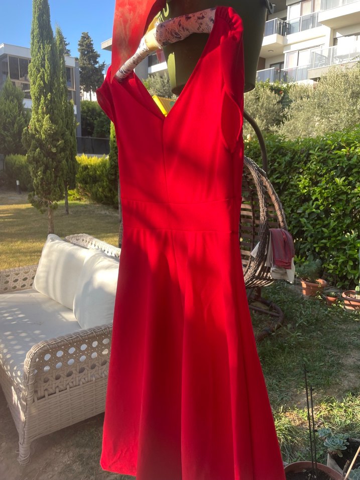 Kırmızı Drapeli V Yakalı Midi Elbise - Görsel 2