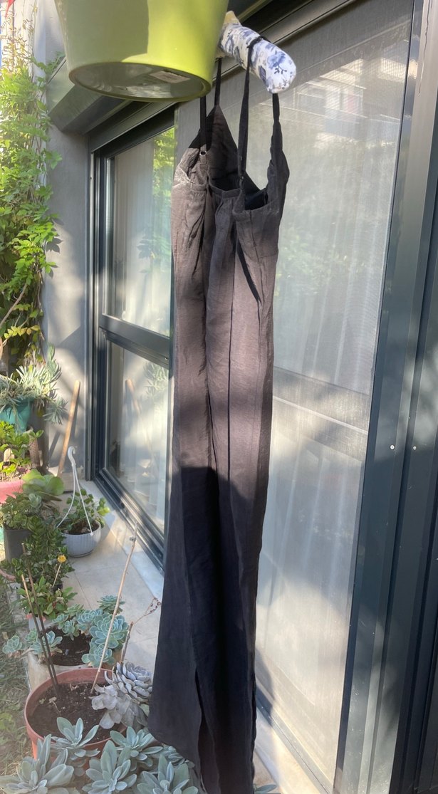 Siyah V Yakalı Midi Uzun Kadın Elbise - Görsel 3