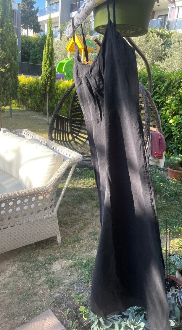 Siyah V Yakalı Midi Uzun Kadın Elbise - Görsel 2