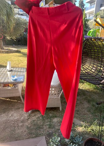 Düğmeli Kırmızı Kadın Kumaş Pantolon - Görsel 2