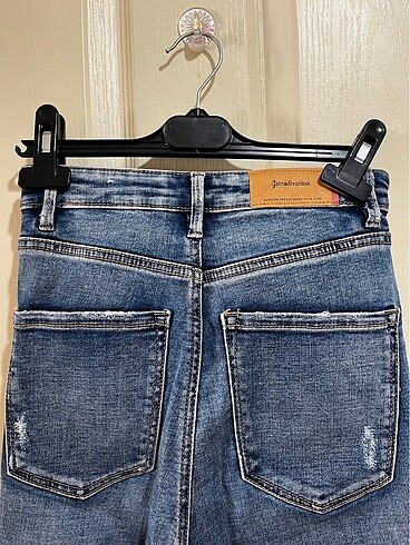 xs Beden mavi Renk stradivarius jean