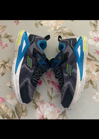 31 Beden Skechers Erkek Çocuk ışıklı Spor Ayakkabı