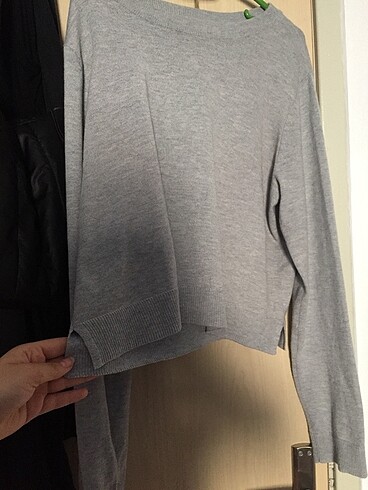HM sweatshirt