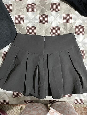 Trendyol & Milla pileli mini etek
